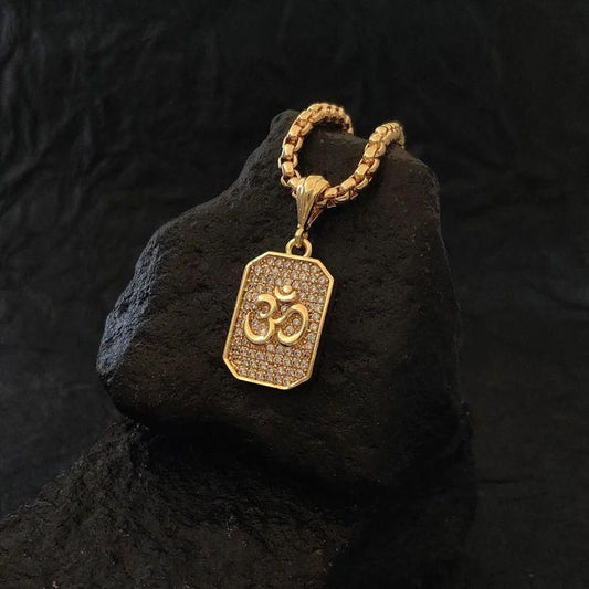 Gold Plated Om Diamond Pendant and Chain - Greatthinks